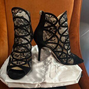 Jimmy Choo black lace peep toe ankle boots | booties | heels 38